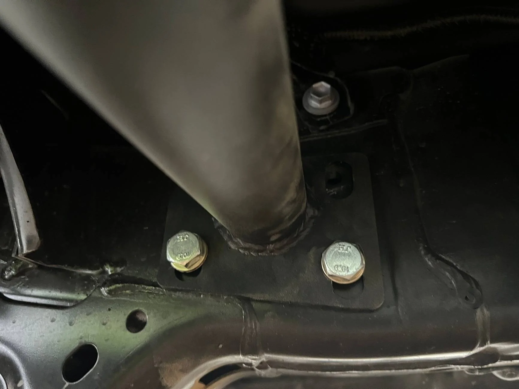 1) Driver Side Missing M10.webp