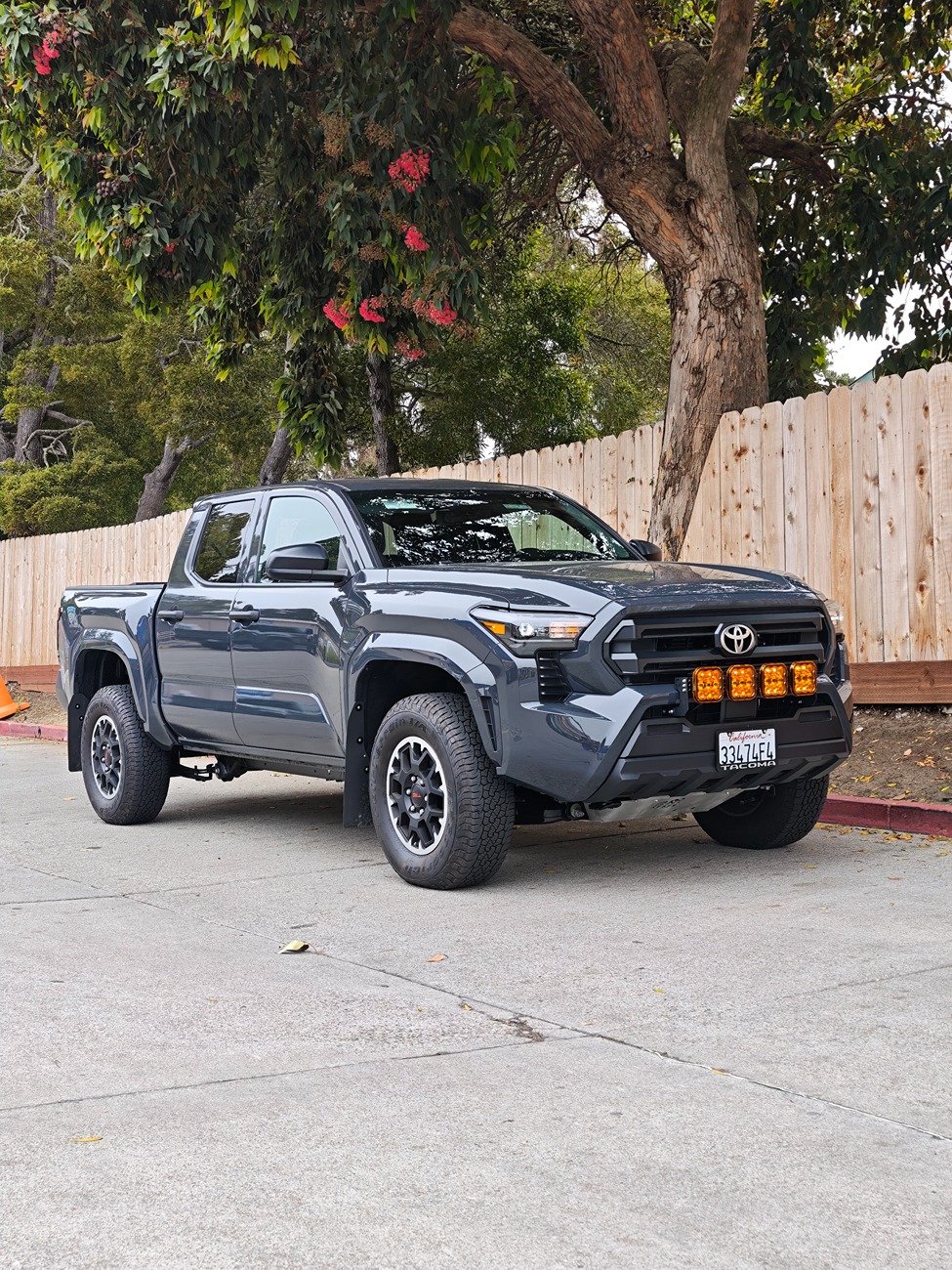 2024 Tacoma What did you do TO / WITH your 4th gen Tacoma today?! 👨‍🏭 🧰 📸 1000005465