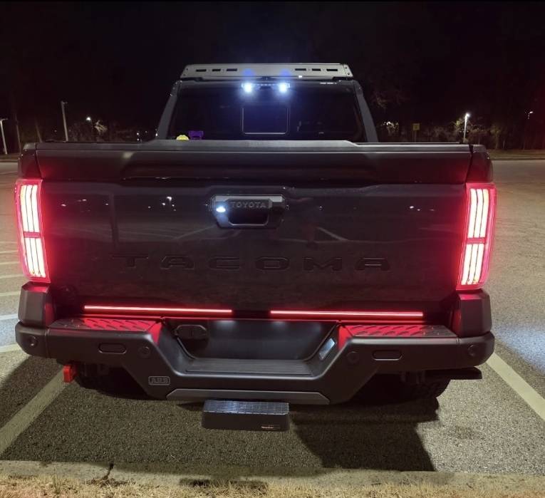 2024 Tacoma OPT7 48” Tailgate Light with magnet mounts 1000006343