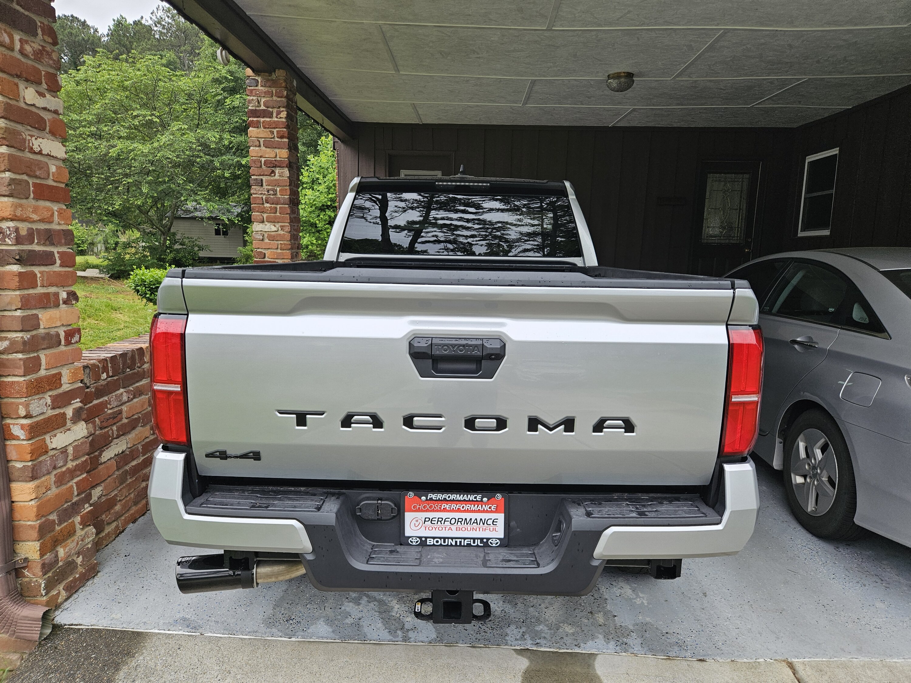 2024 Tacoma Xtracab 2024 Tacoma SR5 in Celestial Silver Metallic w/ better photos, different wheels, and a basic review 1000007626