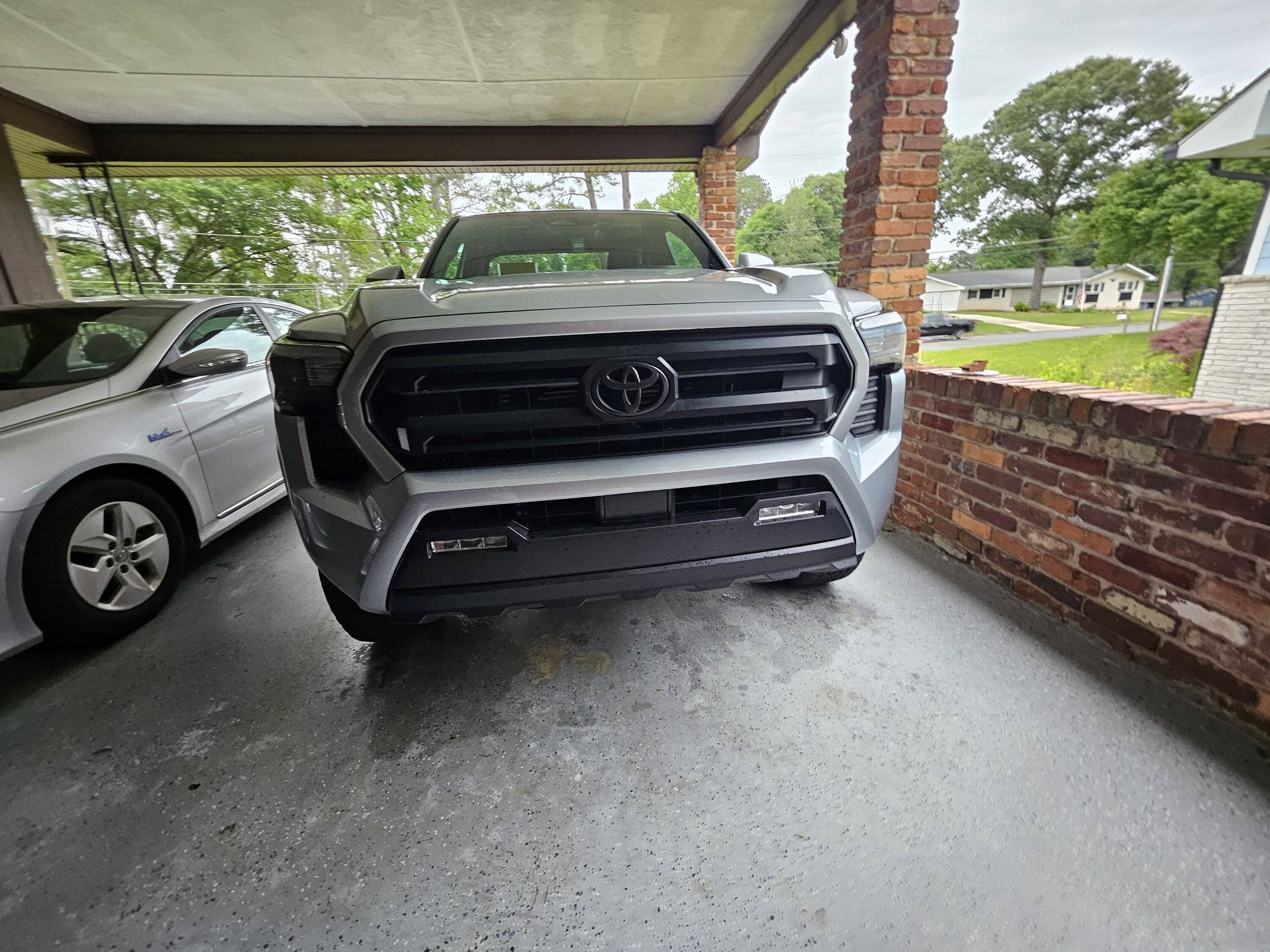 2024 Tacoma Xtracab 2024 Tacoma SR5 in Celestial Silver Metallic w/ better photos, different wheels, and a basic review 1000007633