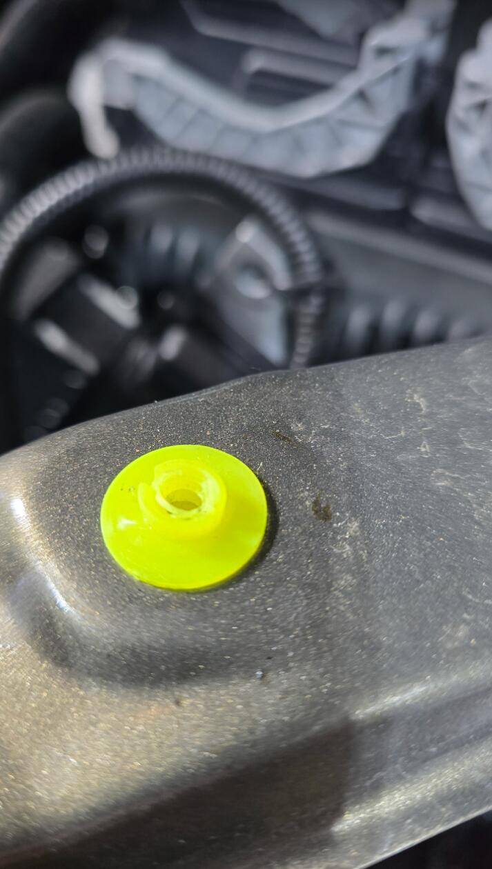 2024 Tacoma Part Number Request - Headlamp plastic threaded clip 1747864506004-vu