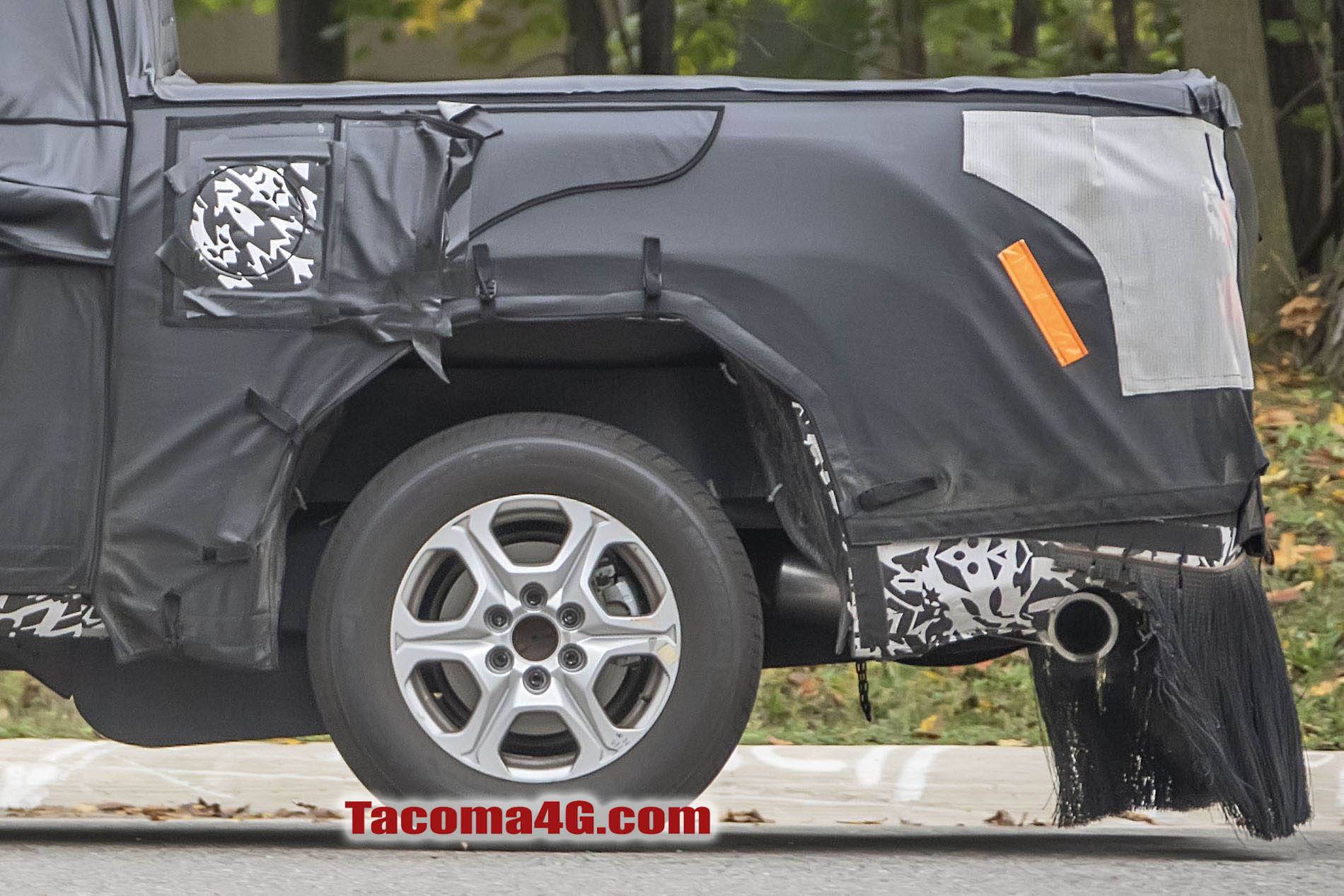 2024 Tacoma 2024 Tacoma (4th Gen) Prototype Spied in First Sighting!! 2023 Toyota Tacoma Prototype Tacoma4G.com 6