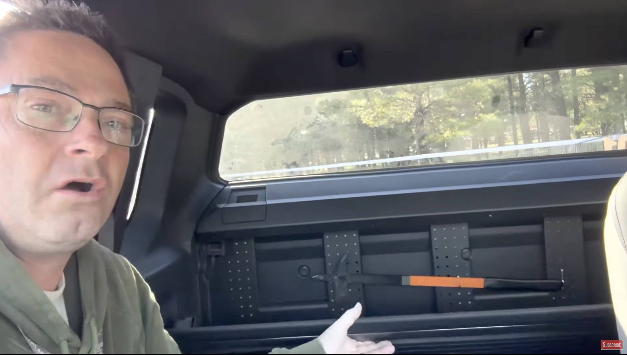 2024 Tacoma 2024 Tacoma PreRunner Interior & Underground color in the sun (video first look)! 2024 Tacoma PreRunner interior and bed 9