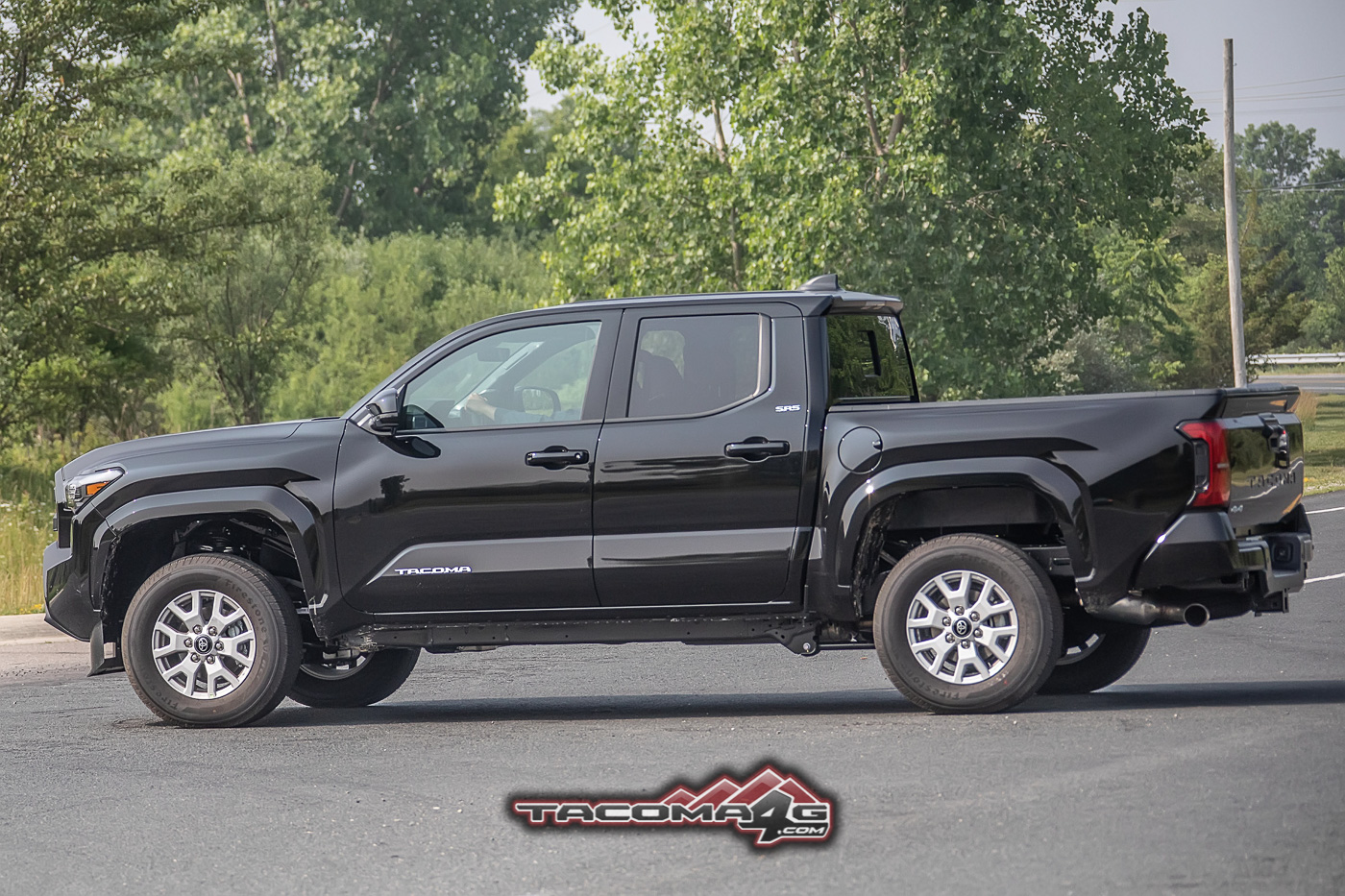 2024 Tacoma 2024 Tacoma SR5 - Specs, Price, MPG, Options/Packages, Features & Photos 2024-tacoma-sr5-spied-first-time-real-life-7