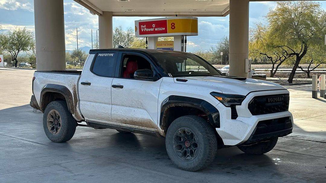 2024 Tacoma ICE CAP 2024 Tacoma Thread (4th Gen) 2024 Tacoma TRD Pro offroading course4