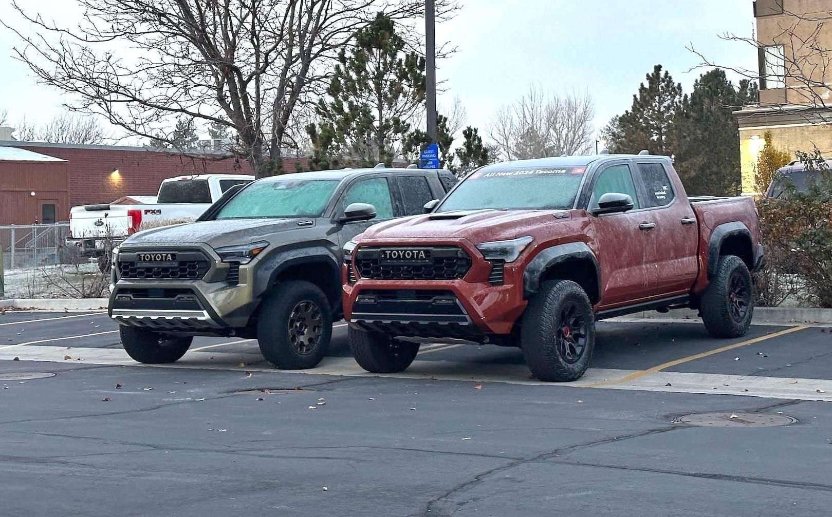 2024 Tacoma Official BRONZE OXIDE 2024 Tacoma Thread (4th Gen) 2024 Tacoma TRD Pro Terra and Trailhunter Bronze oxide side by side 16