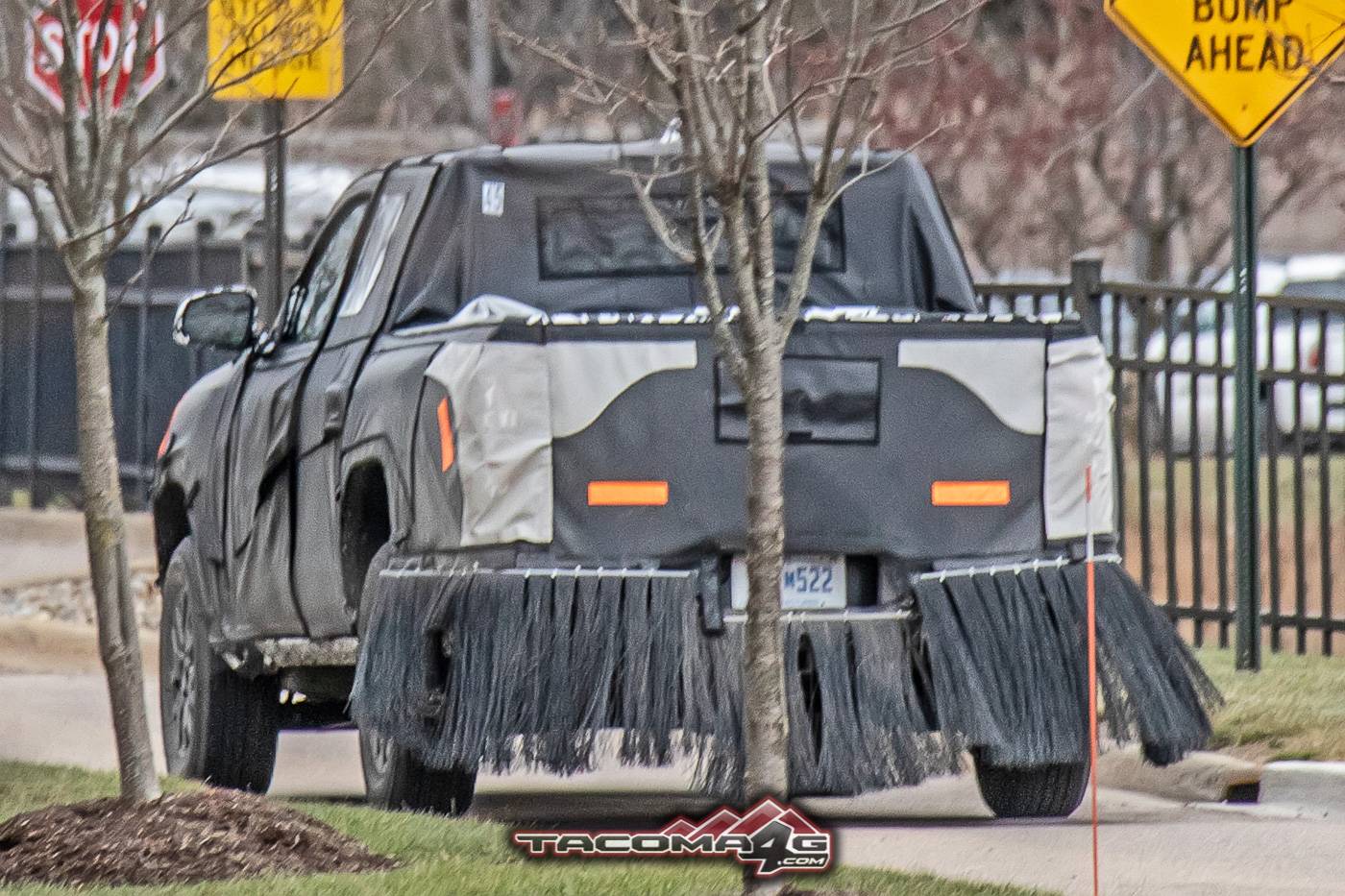 2024 Tacoma 📸 2024 Toyota Tacoma Production-Bodied Prototype Spied Testing 2024-toyota-tacoma-production-body-prototype-spied-10