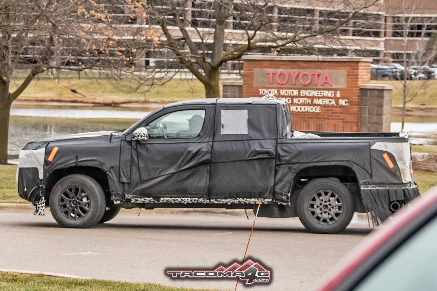 2024 Tacoma 📸 2024 Toyota Tacoma Production-Bodied Prototype Spied Testing 2024-toyota-tacoma-production-body-prototype-spied-8