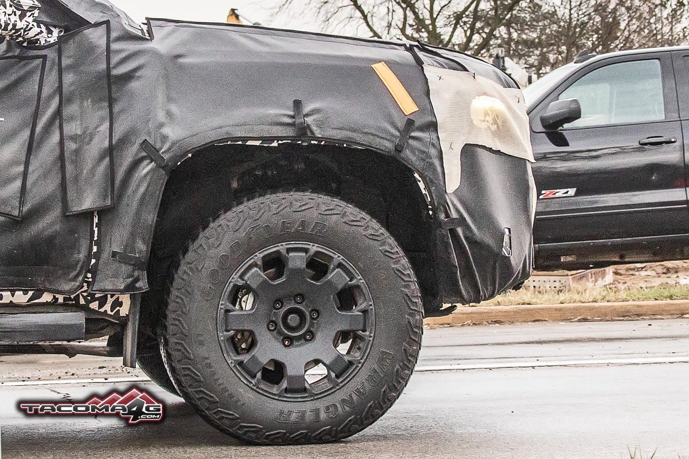 2024 Tacoma Spied: 2024 Toyota Tacoma TRD Pro / Trailhunter Prototype 1st Sighting Reveals Rugged Off-Road Details + Rear Disc Brakes 📸 2024-toyota-tacoma-trd-pro-prototype-11