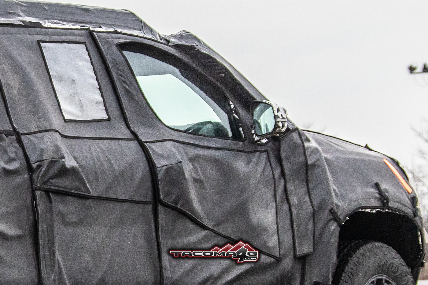 2024 Tacoma Spied: 2024 Toyota Tacoma TRD Pro / Trailhunter Prototype 1st Sighting Reveals Rugged Off-Road Details + Rear Disc Brakes 📸 2024-toyota-tacoma-trd-pro-prototype-14