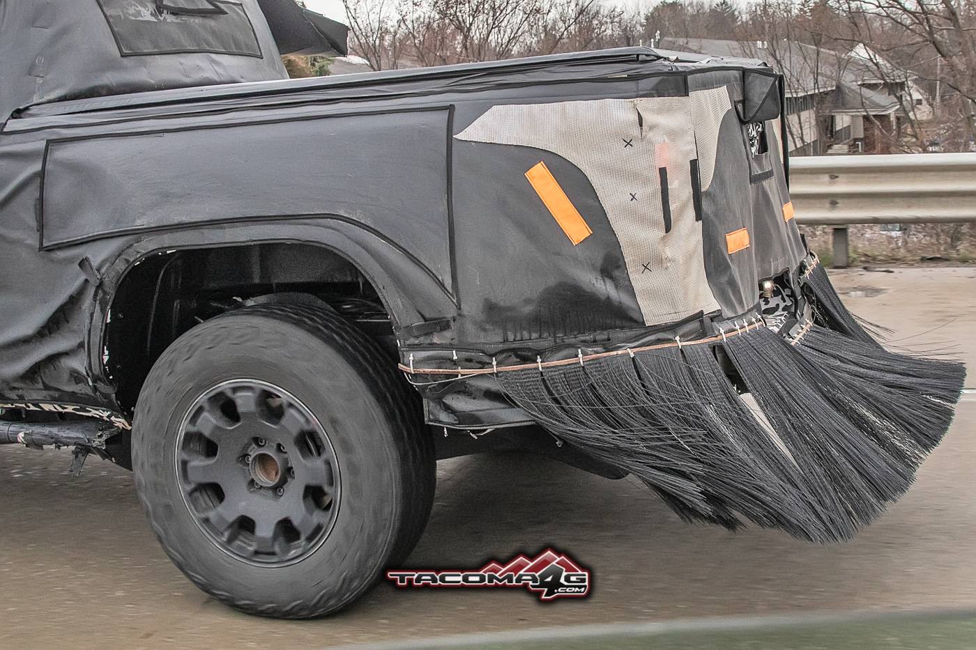 2024 Tacoma Spied: 2024 Toyota Tacoma TRD Pro / Trailhunter Prototype 1st Sighting Reveals Rugged Off-Road Details + Rear Disc Brakes 📸 2024-toyota-tacoma-trd-pro-prototype-17