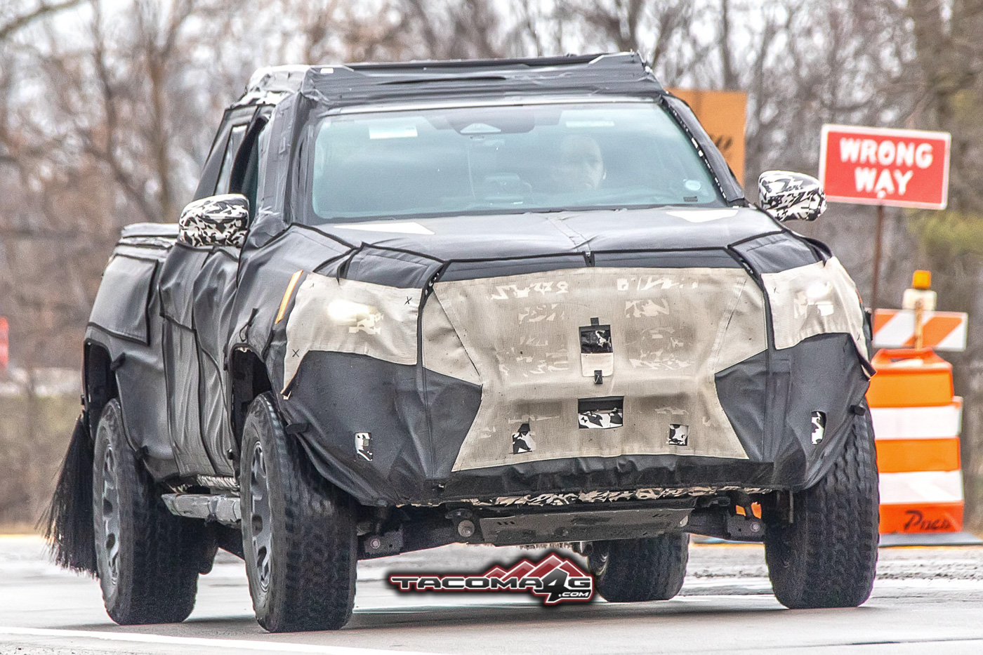 2024 Tacoma Spied: 2024 Toyota Tacoma TRD Pro / Trailhunter Prototype 1st Sighting Reveals Rugged Off-Road Details + Rear Disc Brakes 📸 2024-toyota-tacoma-trd-pro-prototype-2