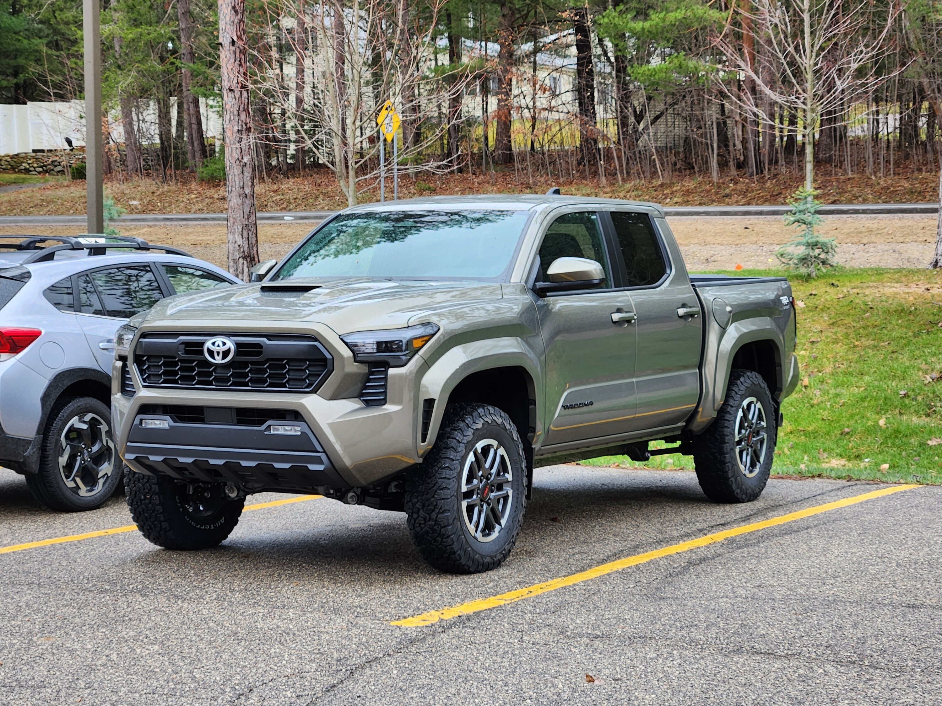2024 Tacoma 265/70 on factory 18's TRD Sport 6MT 20240412_160119
