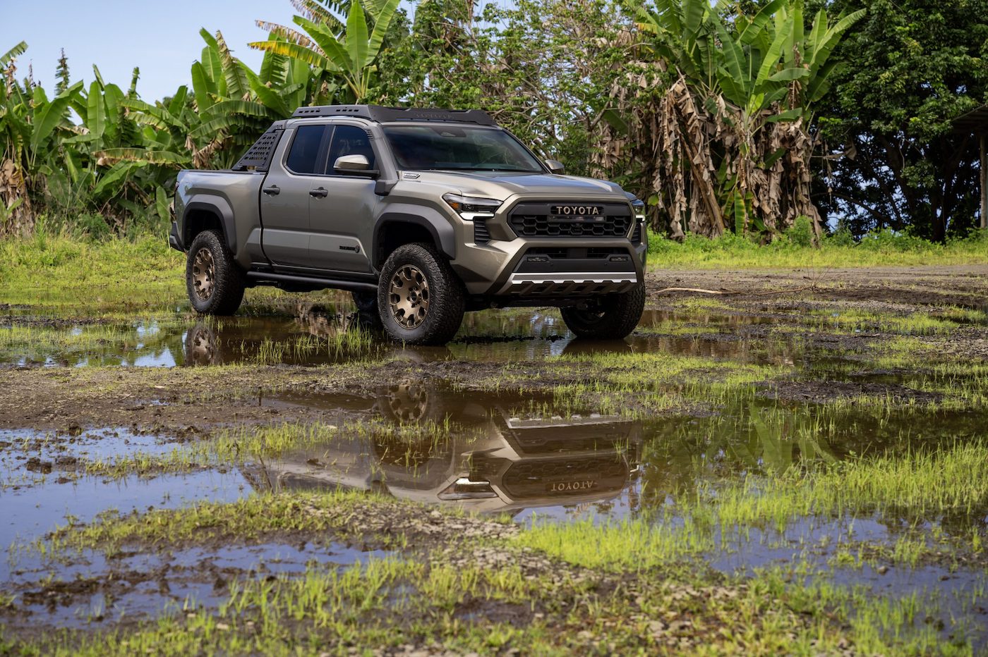 2024 Tacoma 2024 Tacoma Trailhunter Photos & Videos (Exterior & Interior) 2024_Toyota_Tacoma_Trailhunter_010-scaled