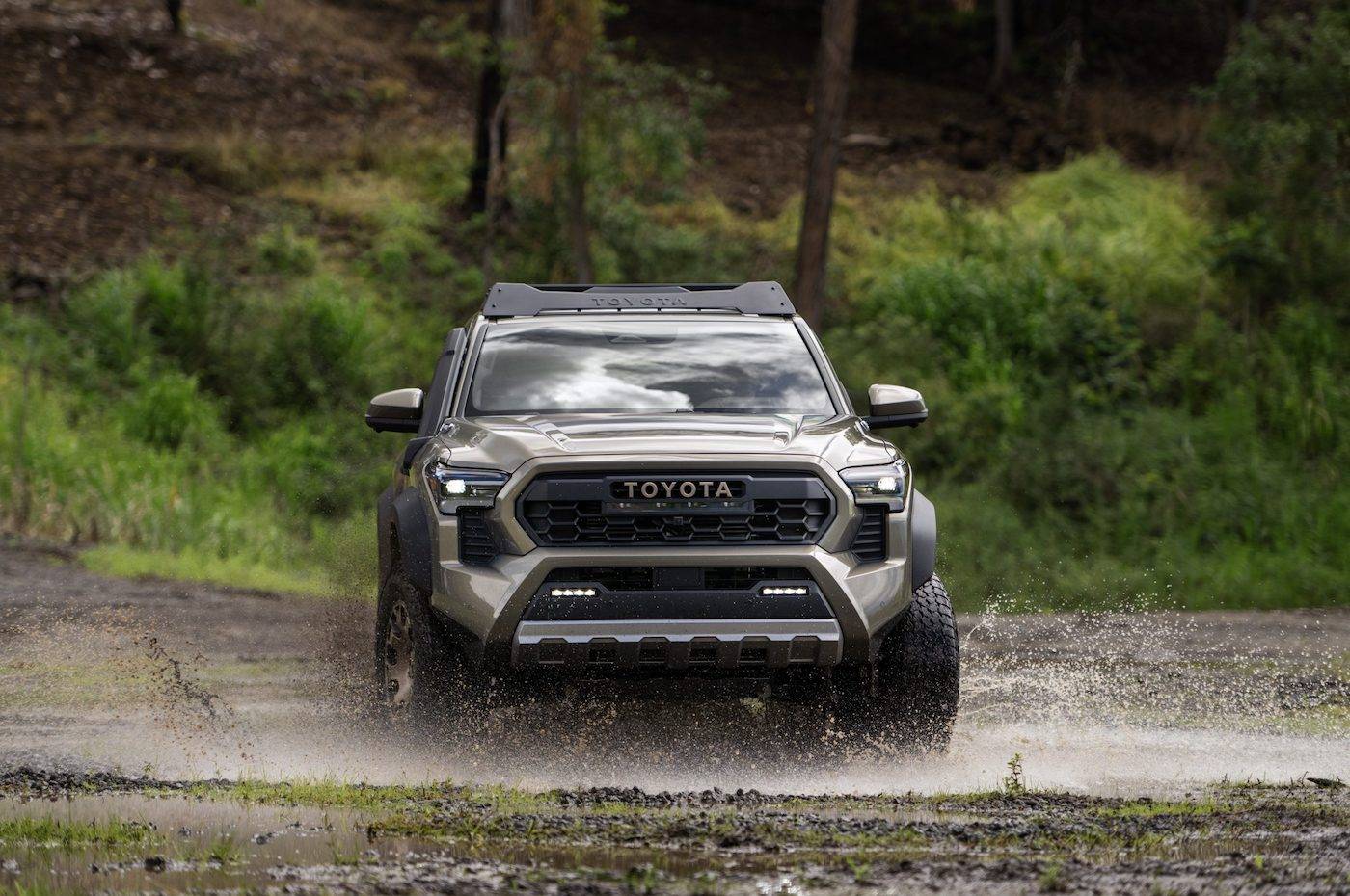 2024 Tacoma 2024 Tacoma Trailhunter Photos & Videos (Exterior & Interior) 2024_Toyota_Tacoma_Trailhunter_014-scaled