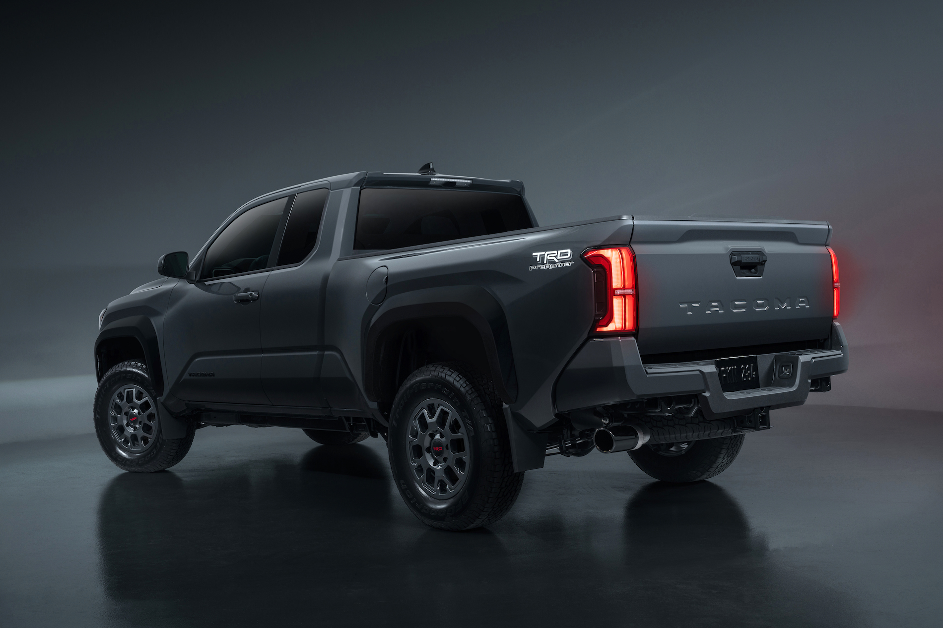2024 Tacoma 2024 Tacoma TRD PRERUNNER - Specs, Price, MPG, Features, Options/Packages, Photos & Videos 2024_Toyota_Tacoma_TRD_PreRunner_004