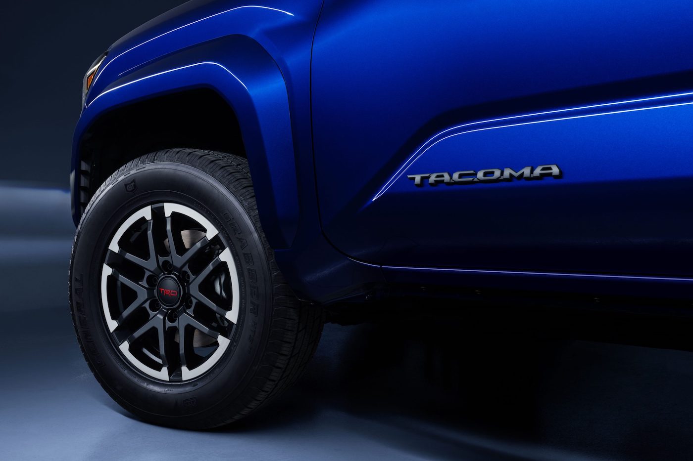 2024 Tacoma 2024 Tacoma TRD Sport Photos (Exterior, Interior, 6MT Manual Transmission) 2024_Toyota_Tacoma_TRD_Sport_Studio_006-scaled