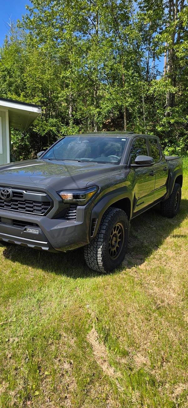2024 Tacoma Wheel Pic Request - Titanium Method MR703 on Underground? 20250613_144618