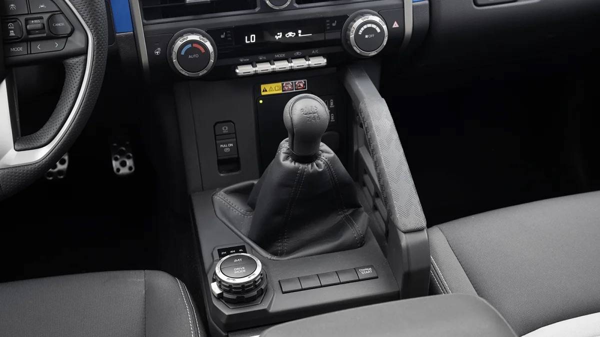 2024 Tacoma 2024 Tacoma TRD SPORT - Specs, Price (TBA), Features, Photos & Videos 4-tacoma-trd-sport-6mt-manual-transmission-14-jpe