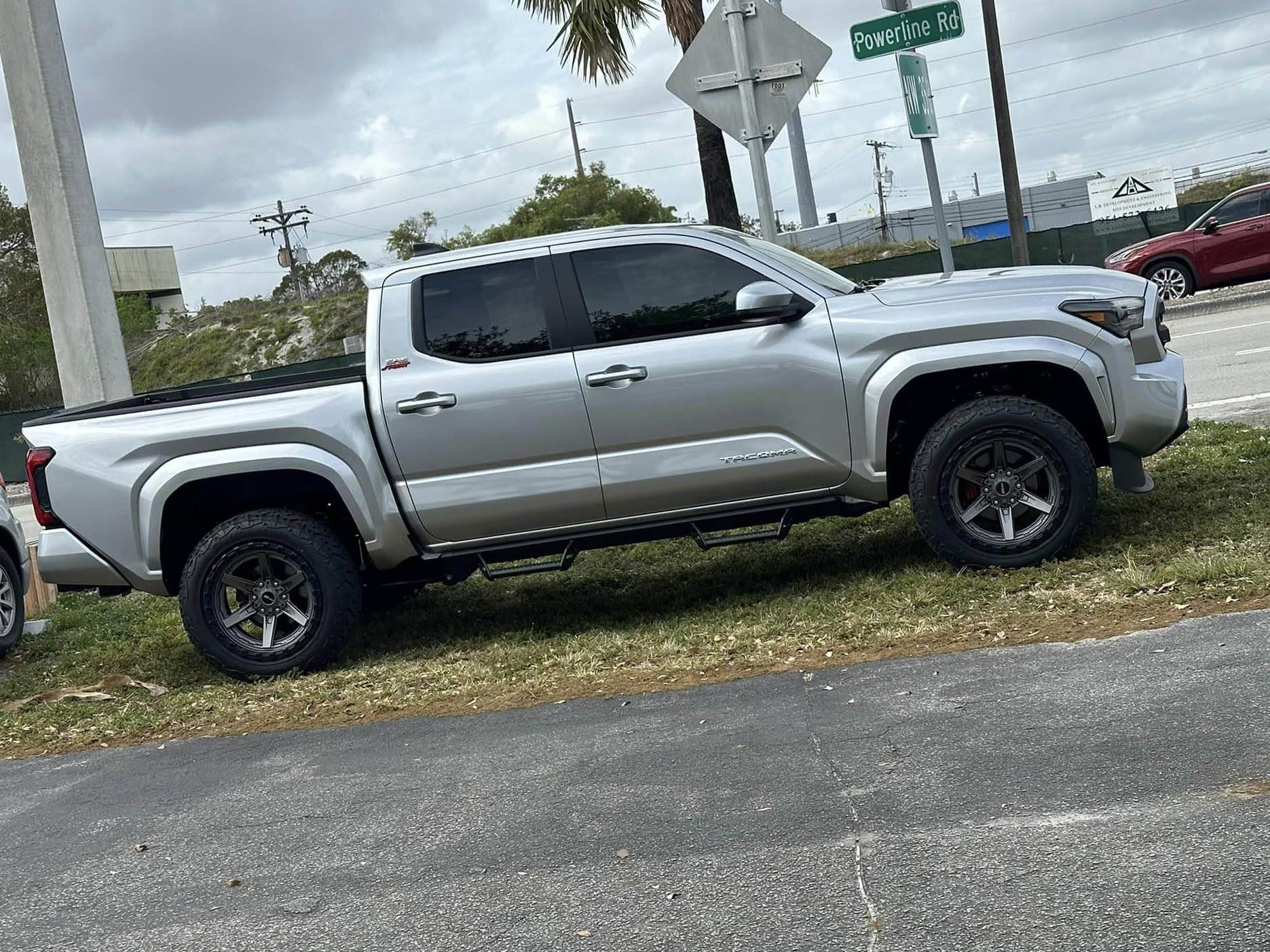 2024 Tacoma Official CELESTIAL SILVER METALLIC 2024 Tacoma Thread (4th Gen) 432358251_384396387667167_5717624362200955609_n