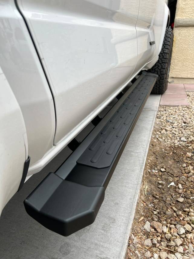 thumbnail image 2 of 2024 2025 Toyota Tacoma Double Cab Side Steps Trumgeta 5.5 2 of 10