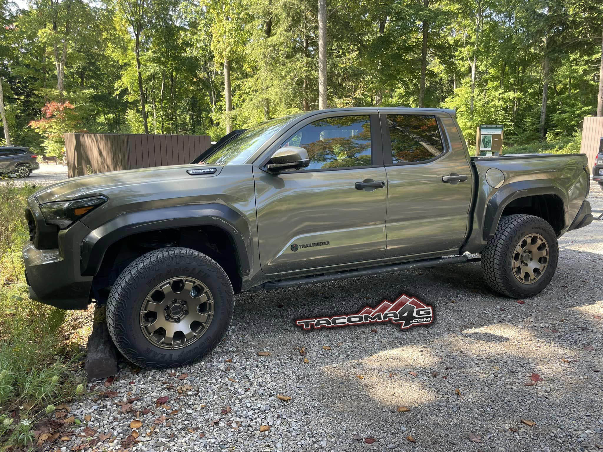 2024 Tacoma Short Bed (5' Foot) 2024 Tacoma first sighting! (Bronze Oxide Trailhunter spotted in wild) 5 foot Short Bed 2024 Toyota Tacoma Trail hunter Bronze Oxide 3
