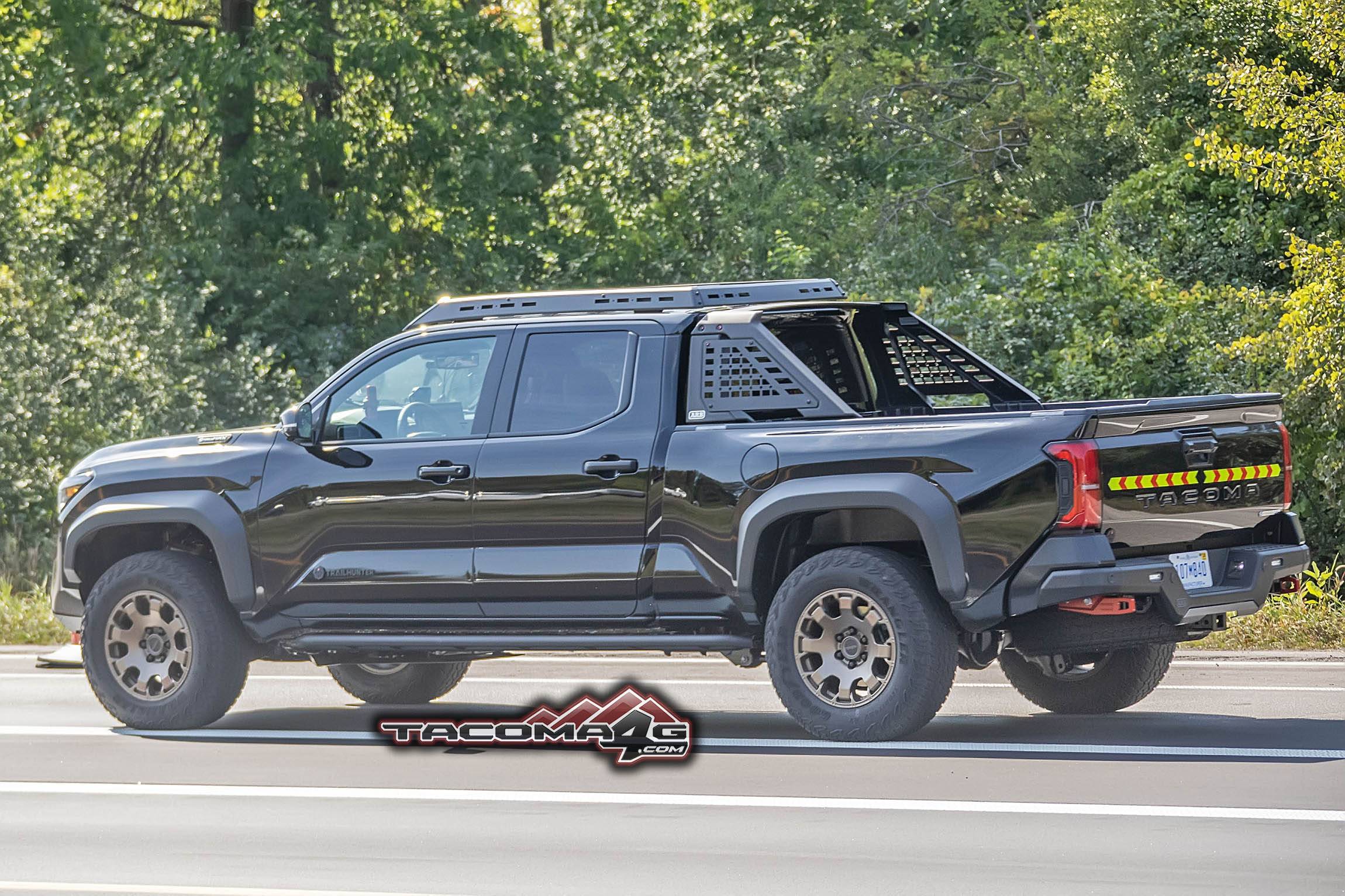 2024 Tacoma Official BLACK 2024 Tacoma Thread (4th Gen) Black 2024 Tacoma Trailhunter Photos 1