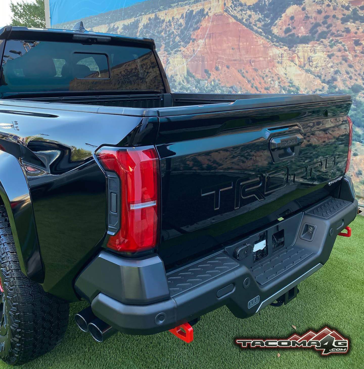 2024 Tacoma First Look: Black 2024 Tacoma TRD Pro. + Trailhunters in Black and Bronze Oxide Short Bed🤩 BLACK 2024 Tacoma TRD PRO 6