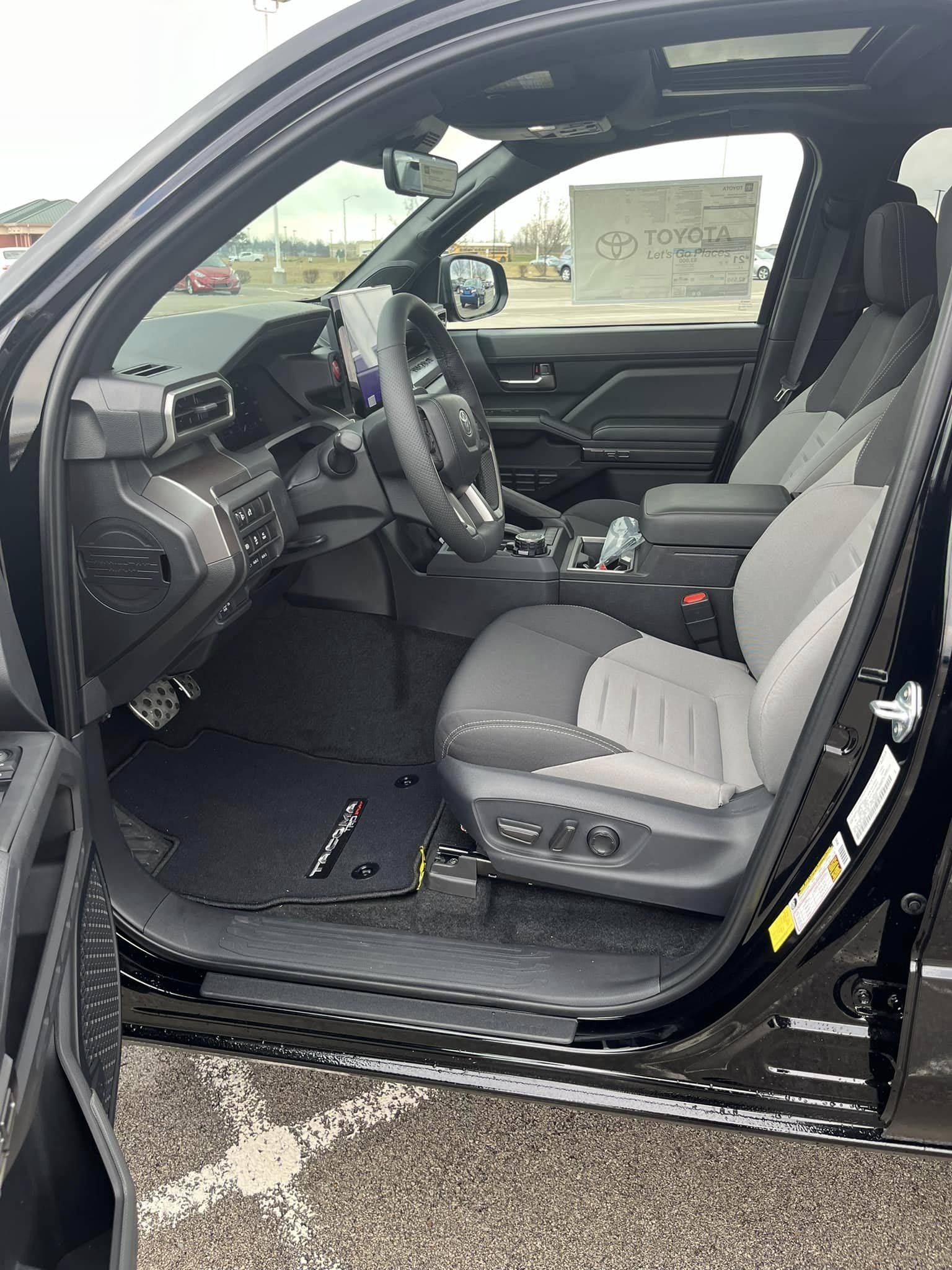 2024 Tacoma Black 2024 Tacoma TRD Sport delivered @ Toyota South dealership (w/ video vs 3rd gen)) black-2024-tacoma-trd-sport-delivered-dealer-walkthrough-3