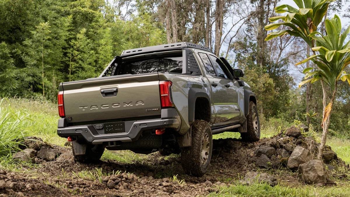 2024 Tacoma BRONZE OXIDE 2024 Tacoma Thread (4th Gen) Bronze Oxide 2024 Tacoma Trailhunter 5