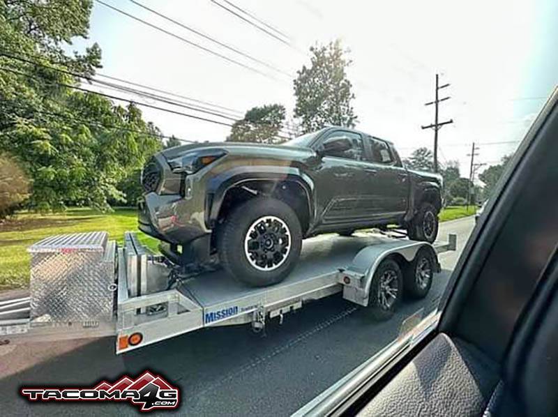 2024 Tacoma Official BRONZE OXIDE 2024 Tacoma Thread (4th Gen) Bronze Oxide 2024 Tacoma TRD Off Road spotted 11