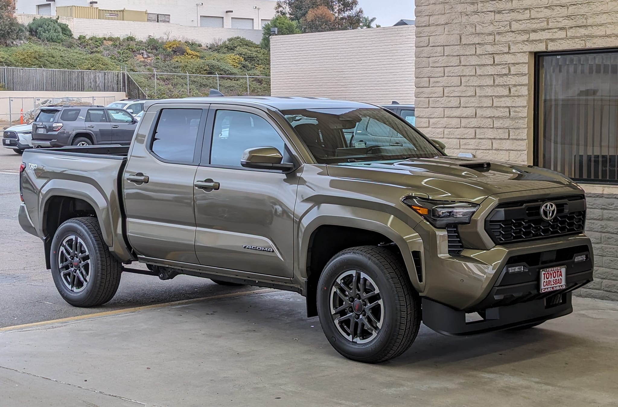 2024 Tacoma First ever look at Bronze Oxide 2024 Tacoma TRD Sport Bronze Oxide TRD Sport 2024 Tacoma 6