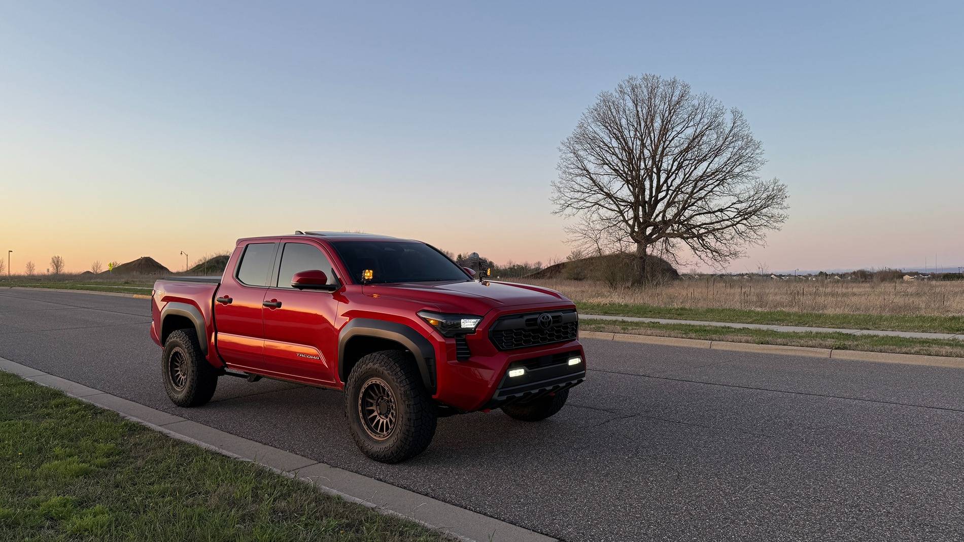 2024 Tacoma SUPERSONIC RED 2024 Tacoma Thread (4th Gen) d