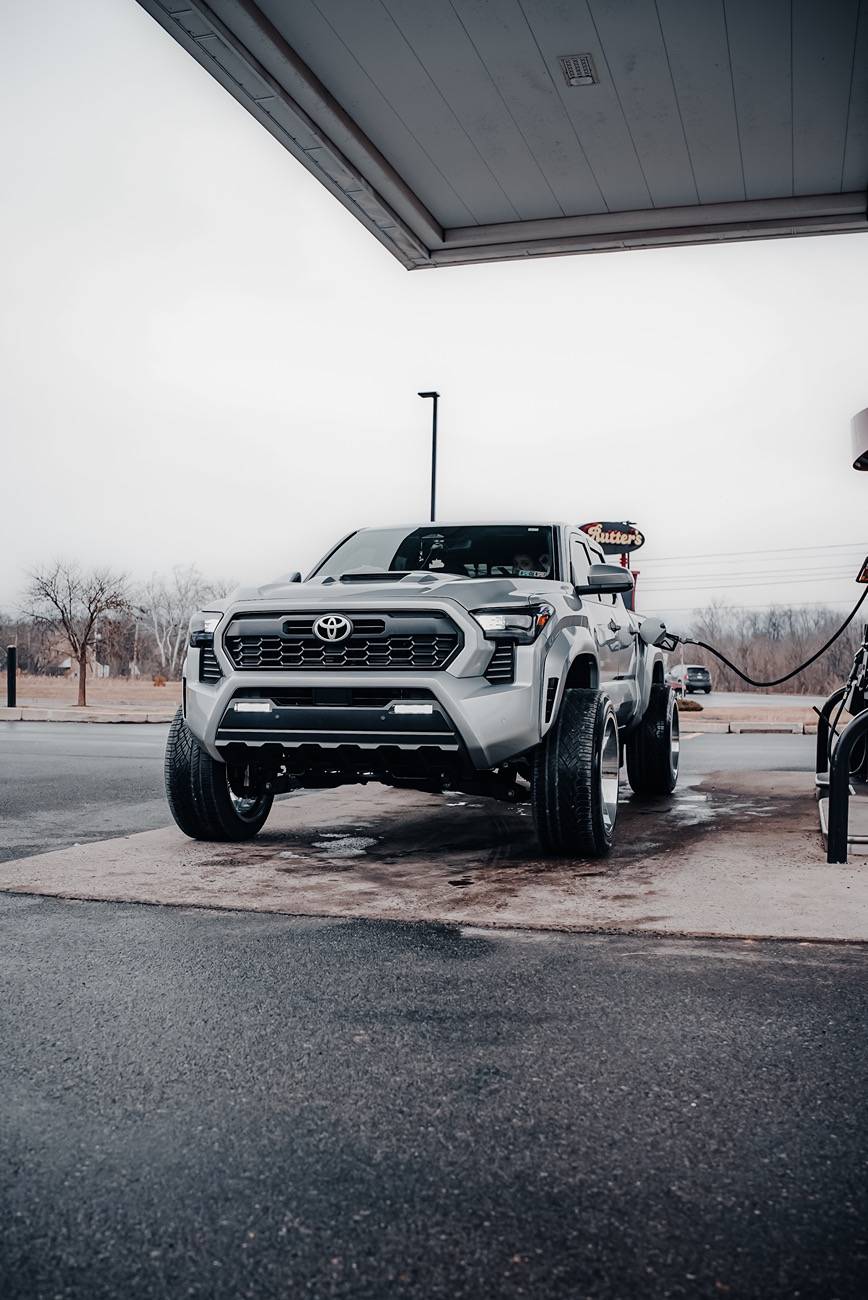 2024 Tacoma What did you do TO / WITH your 4th gen Tacoma today?! 👨‍🏭 🧰 📸 DSC09765