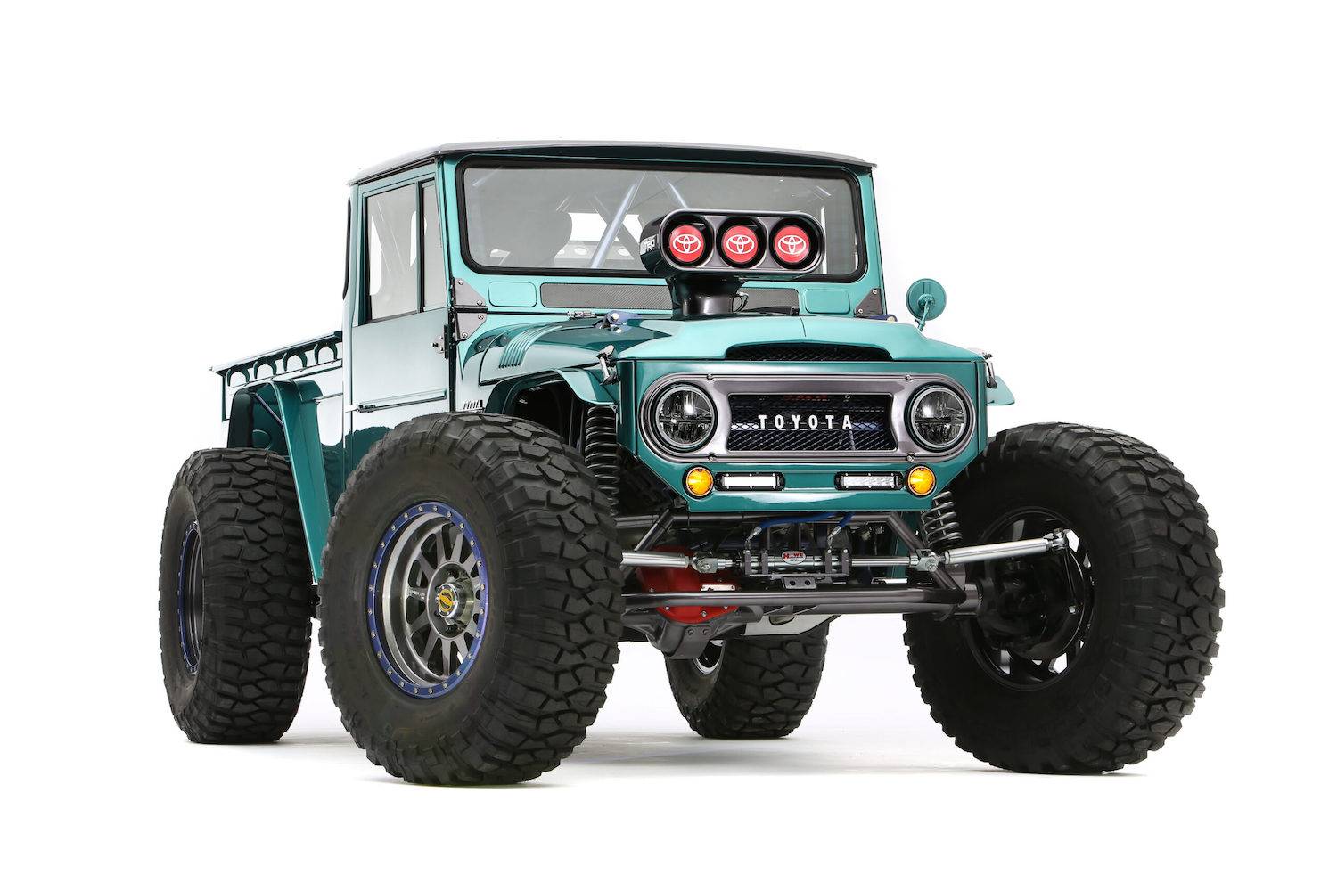 2024 Tacoma Toyota @ SEMA 2023 Preview: "Track or Trail, Your Thrill Awaits" FJ_Bruiser_Toyota_SEMA_2023_Hi-Res_Hero-scaled