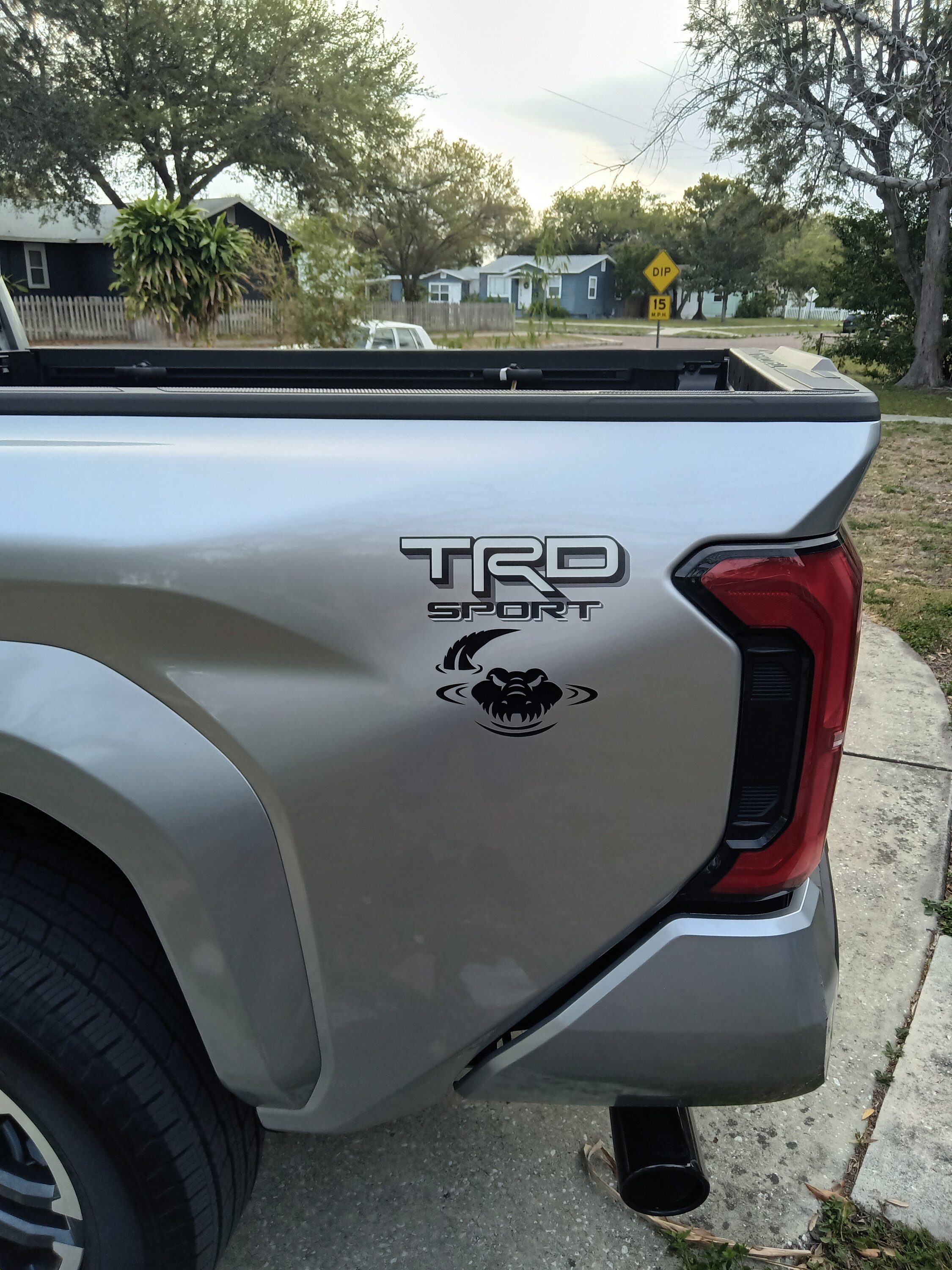 2024 Tacoma Anyone pick one up yet in Florida? GATOR TRD SPORT