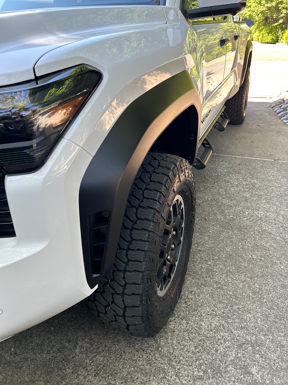 2024 Tacoma Factory lift kit opinions? IMG_0902