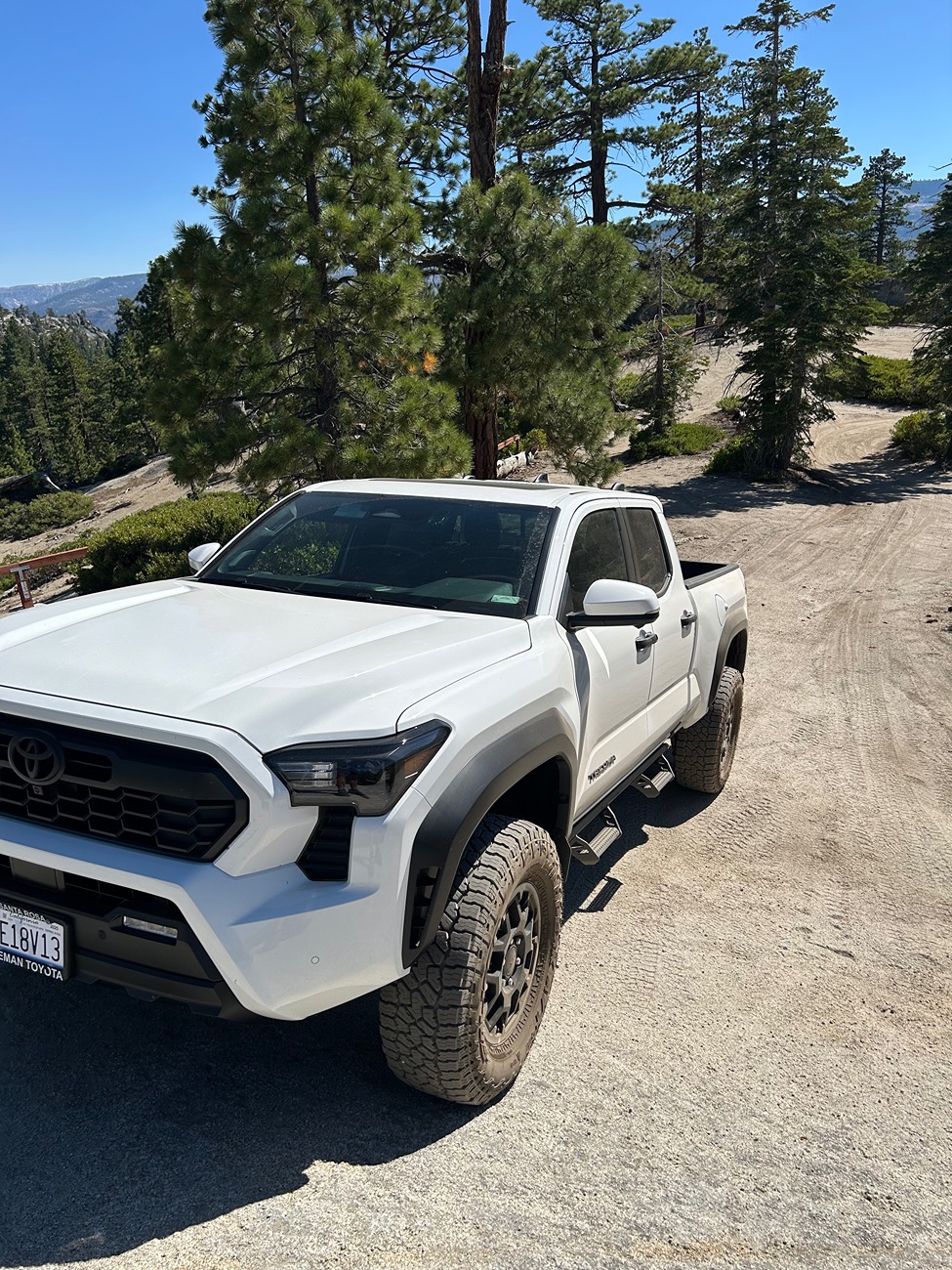 2024 Tacoma Factory lift kit opinions? IMG_0986