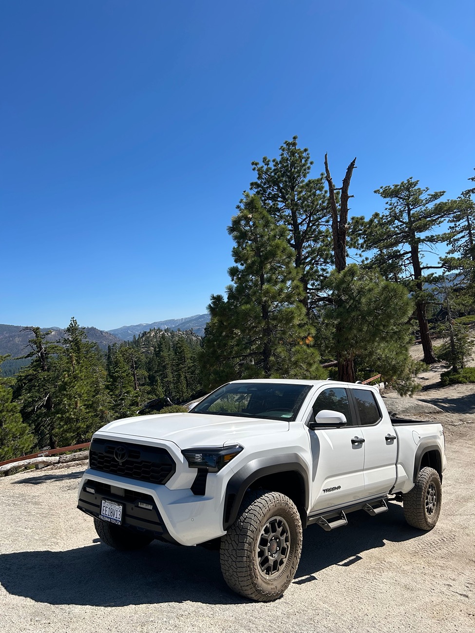 2024 Tacoma Factory lift kit opinions? IMG_0993