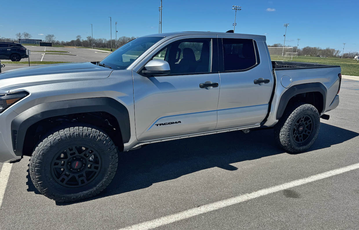 2024 Tacoma Official CELESTIAL SILVER METALLIC 2024 Tacoma Thread (4th Gen) IMG_1073