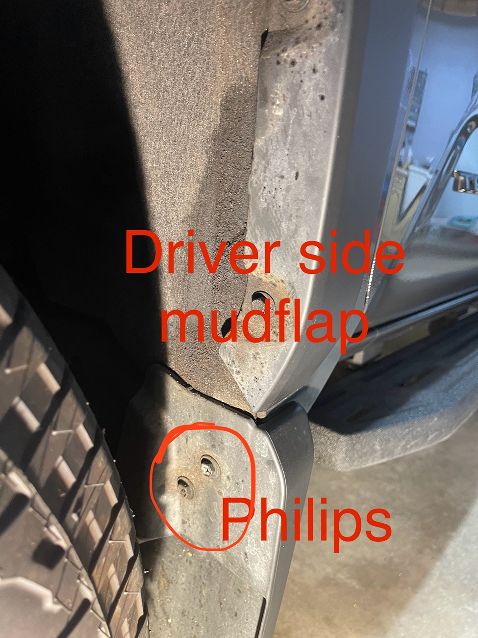 2024 Tacoma Wheel arc liner / carpet, mudflap bolt IMG_1165