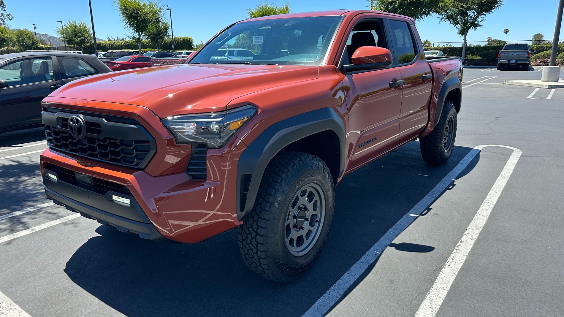 2024 Tacoma Rutsy's Terra Off Road with Pizza Cutters - Toyo Open Country 255/80/17 with Method 705 +35 in Titanium IMG_1540