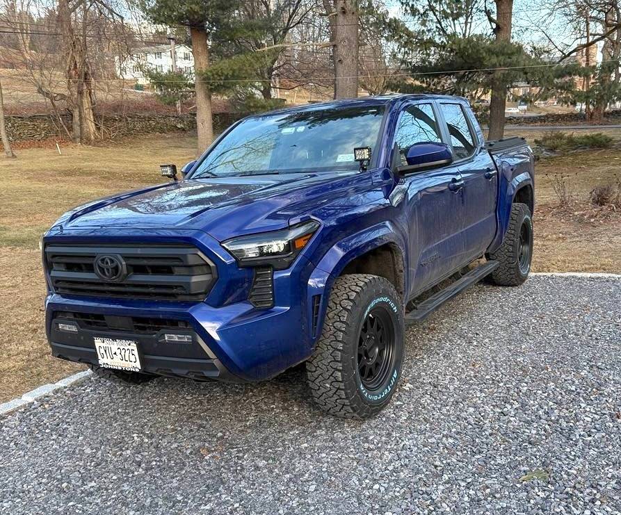 2024 Tacoma Photos of SR5's with 265/70/17 and +25 wheels? IMG_1621