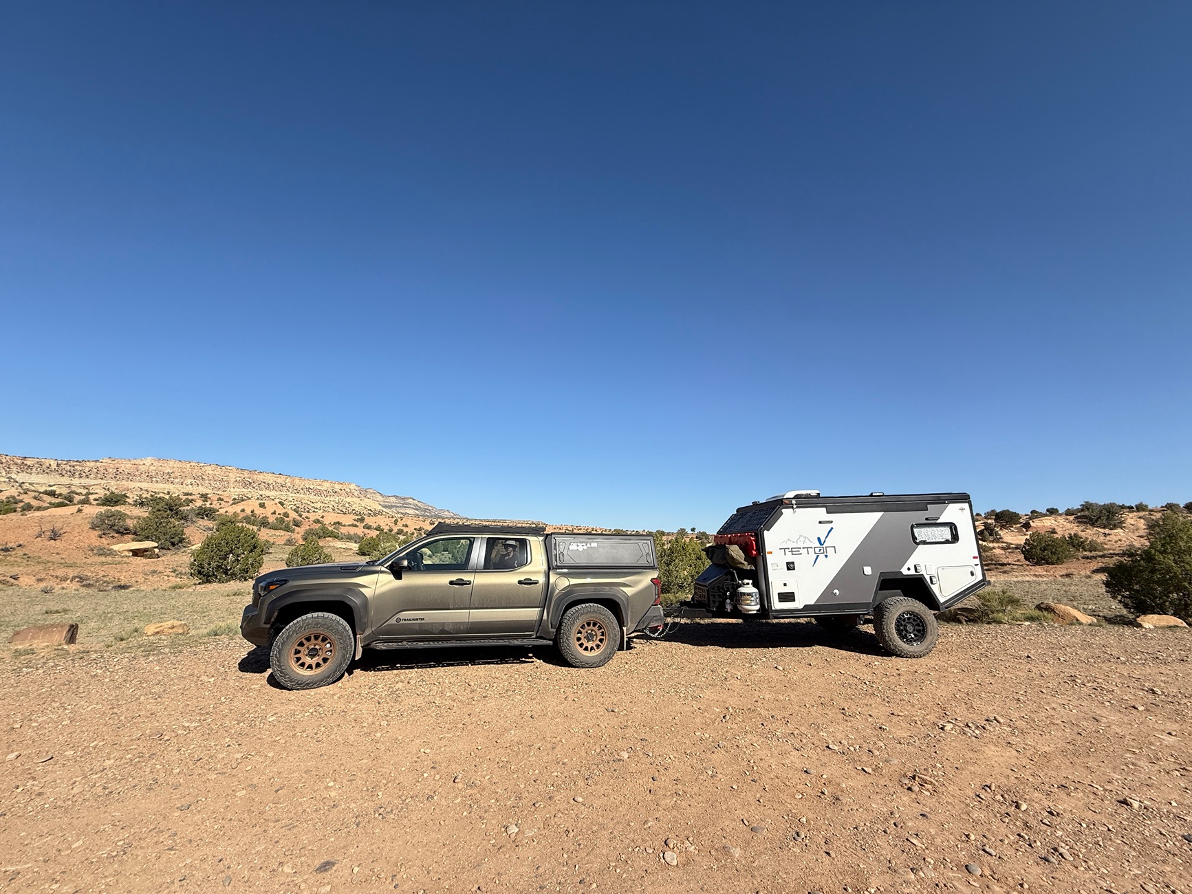 2024 Tacoma Fitment check: Method 703 17x8.5 +35mm and 285/70/17 tires. IMG_1723