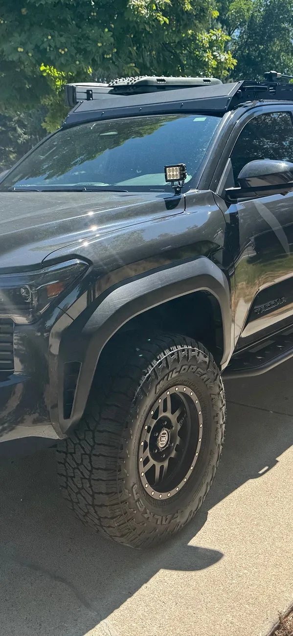2024 Tacoma Looking for recommendations on ditch light brackets IMG_2008