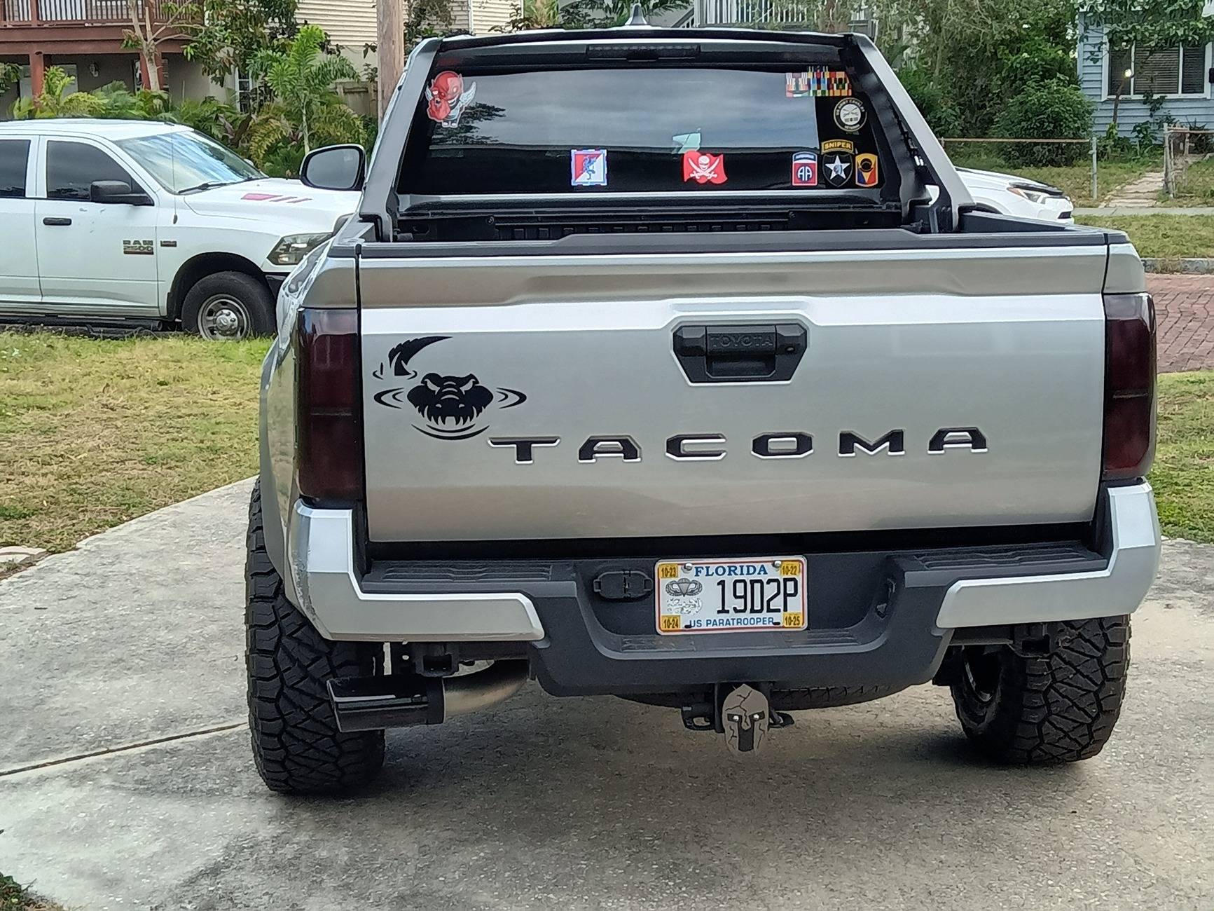 2024 Tacoma What I did to my Tacoma today: 3" Lift + Nitto Ridge Grapplers 285/66R18 + Blaque Diamond powder coated BD-0801 wheels + ARB Sports Bar IMG_20241214_160837