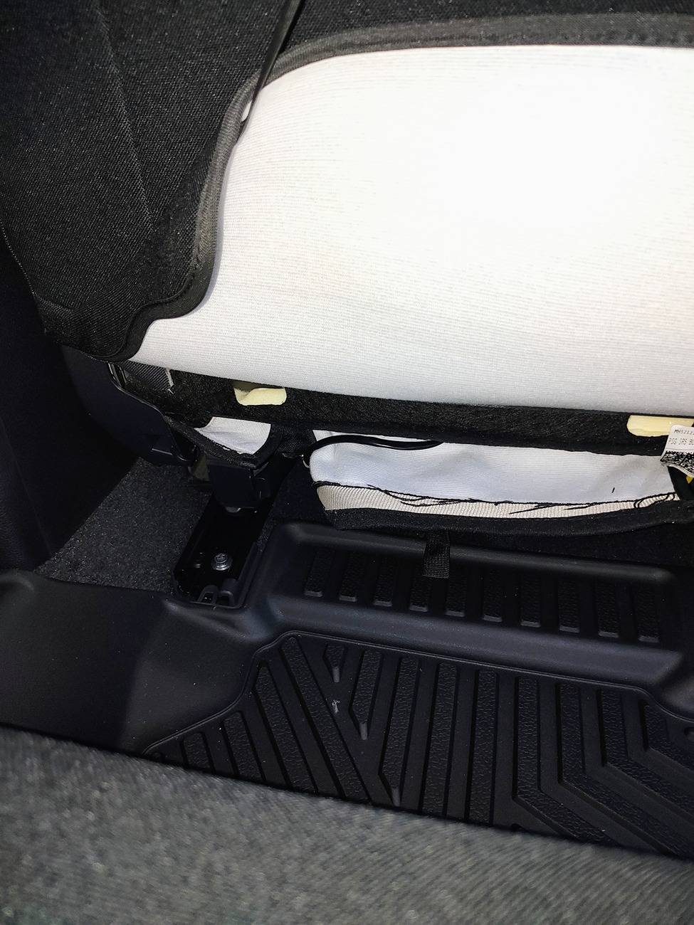 2024 Tacoma EKR Seat Covers Install issue 2024 Tacoma SR5 IMG_20250425_195713766_AE