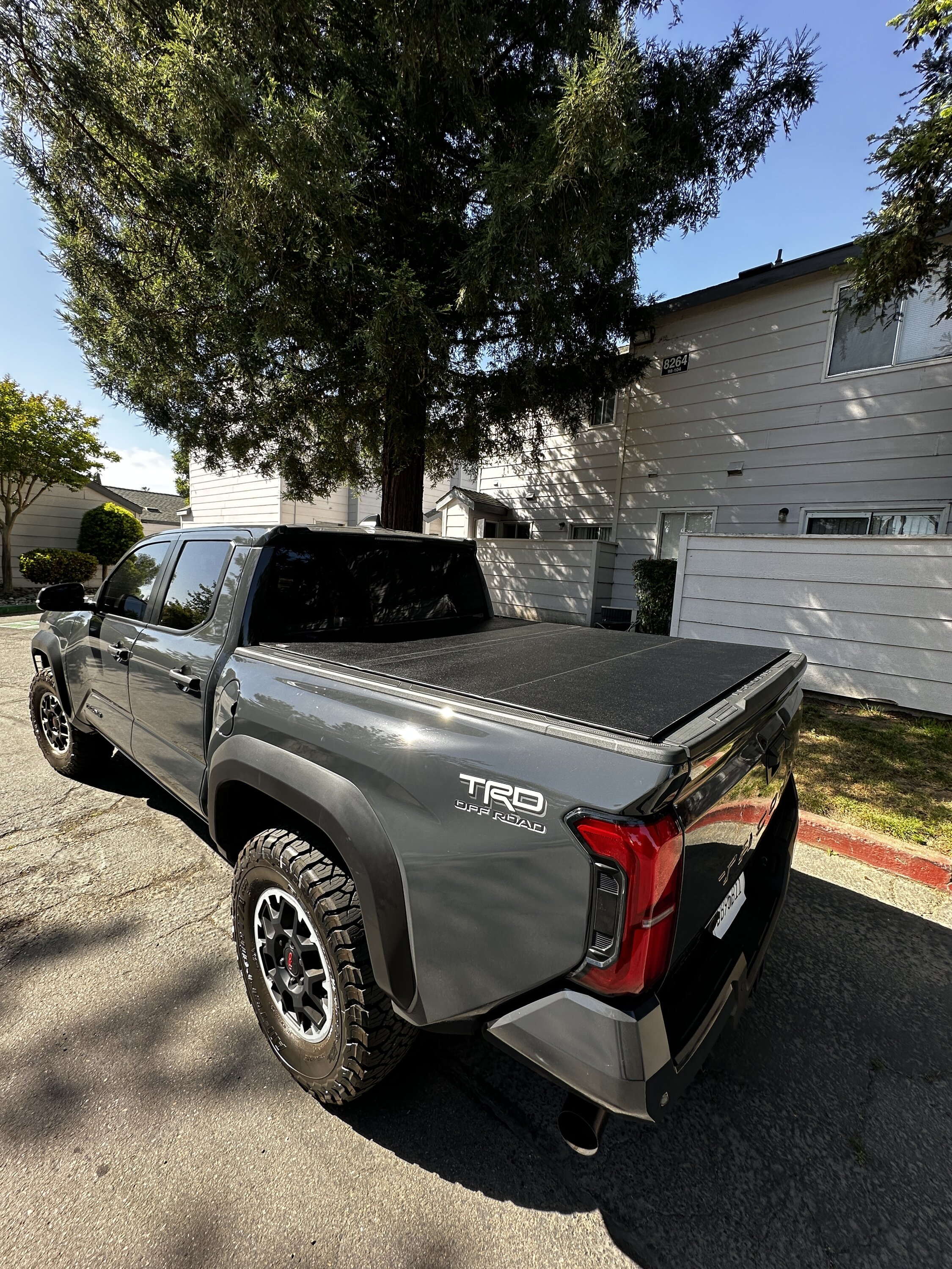 2024 Tacoma Tonneau cover options for 2024 Tacoma TRD Sport - 5 ft bed IMG_2912.JPG