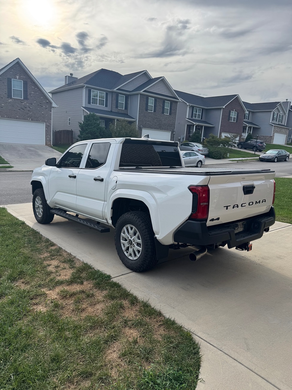 2024 Tacoma What did you do TO / WITH your 4th gen Tacoma today?! 👨‍🏭 🧰 📸 IMG_3170